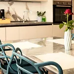 Upper San Pietro - Rome Apartment With Vatican View Close To Metro A Apartamento