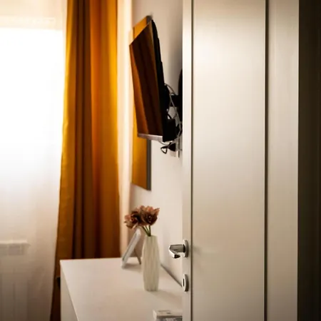Upper San Pietro Apartment