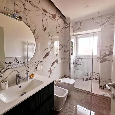 Appartamento Upper San Pietro Elegant Flat On Metro A With A View Roma