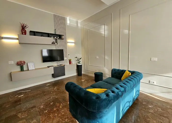 Upper San Pietro Elegant Flat On Metro A With A View 아파트 *