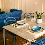Upper San Pietro Elegant Flat On Metro A With A View *