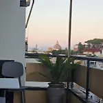 Upper San Pietro Elegant Flat On Metro A With A View Apartment