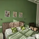 Upper San Pietro Elegant Flat On Metro A With A View Apartment *