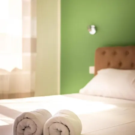 Upper San Pietro Elegant Flat On Metro A With A View Апартаменты *