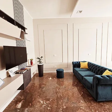 Upper San Pietro Elegant Flat On Metro A With A View * Рим