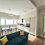Upper San Pietro - Rome Apartment With Vatican View Close To Metro A * רומא